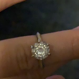 3 ct. moissanite Engagement Ring 🔥